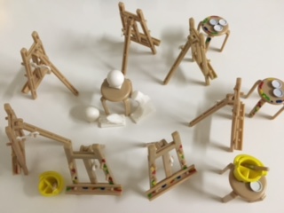 美術室ガチャガチャ